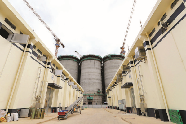     粵港澳大灣區（廣東·惠州）綠色農產品生產供應基地糧倉內已存放了2萬多噸儲備糧。惠州日報記者楊建業 攝