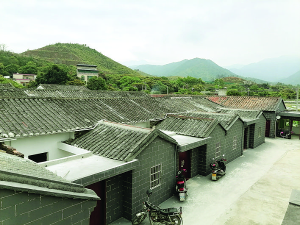     民宿基本保留了原有房屋的風貌。