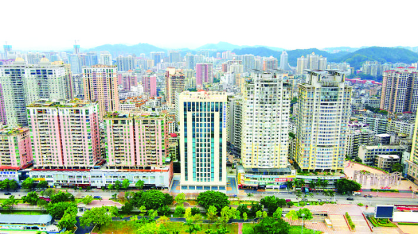     惠城中心區濱江公園智慧停車場。